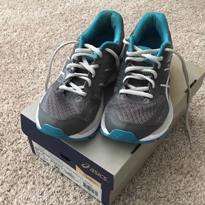 ASICS GT 2000 5 Carbon/Silver/Arctic Aqua